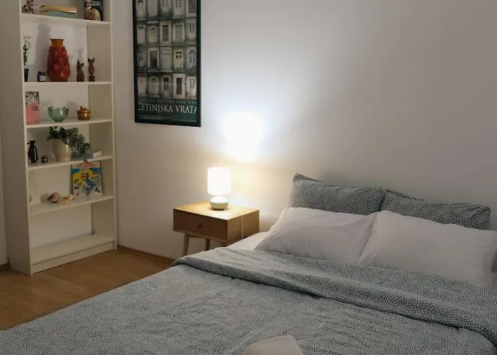 Olivers Cozy And Spacious Lejlighed