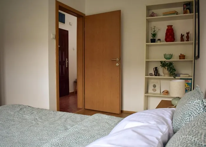 Olivers Cozy And Spacious