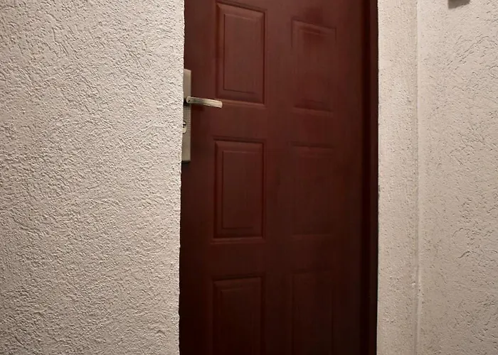 Olivers Cozy And Spacious Appartamento *